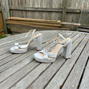 Valencia silver Platform Heels by Badgley‎ Mischka size 6.5